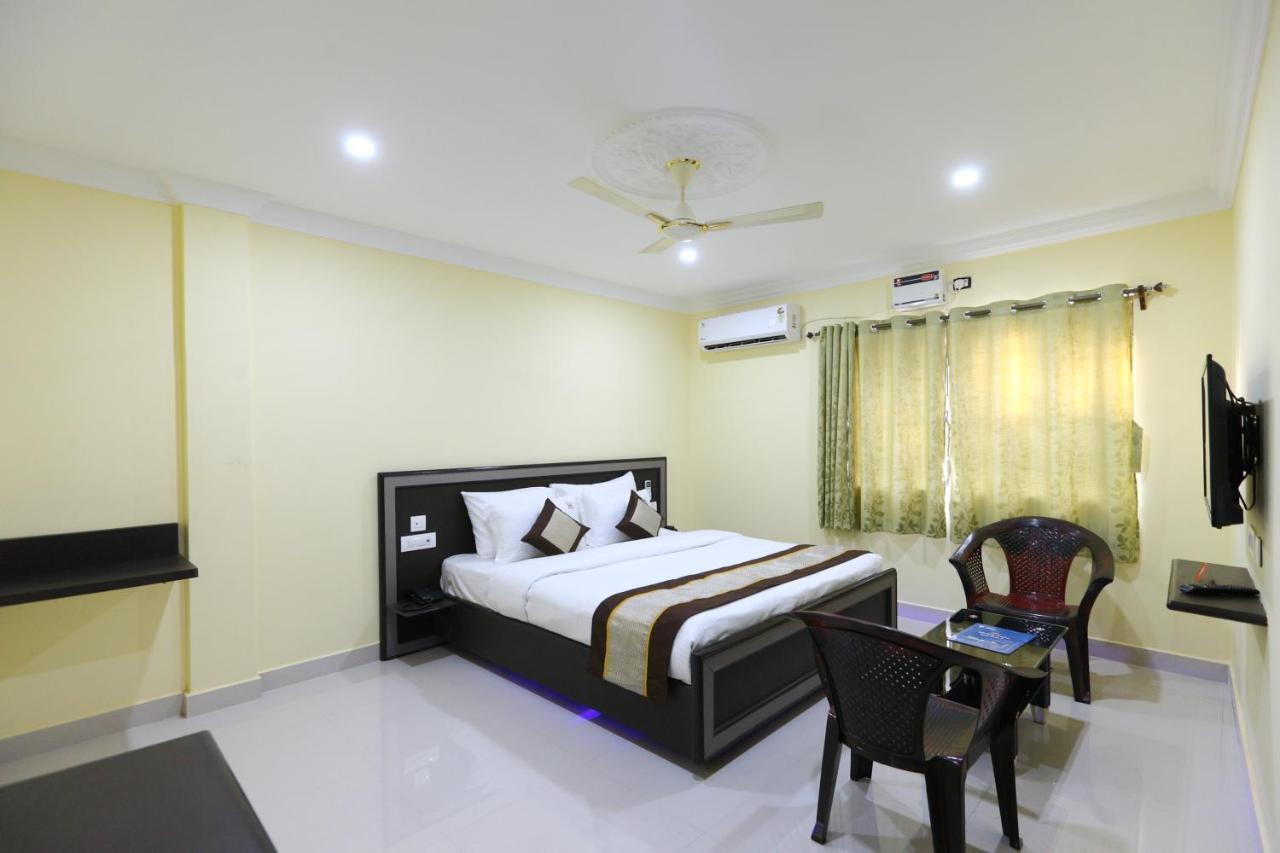 Salbala Inn - Near Alrport شيناي المظهر الخارجي الصورة
