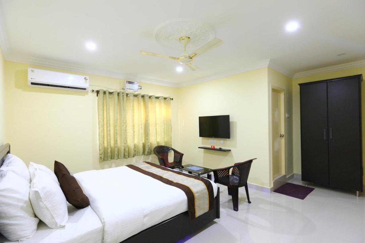 Salbala Inn - Near Alrport شيناي المظهر الخارجي الصورة